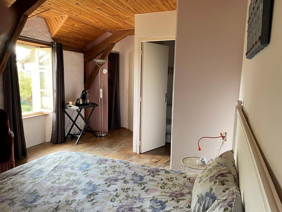Bed and Breakfast Domaine Les Teuilleres Lacam-d'Ourcet Екстер'єр фото